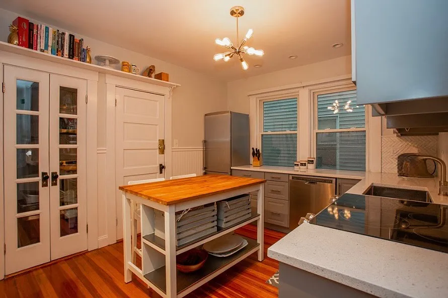 3 bed, 979 sqft, $2,850 — Photo 4