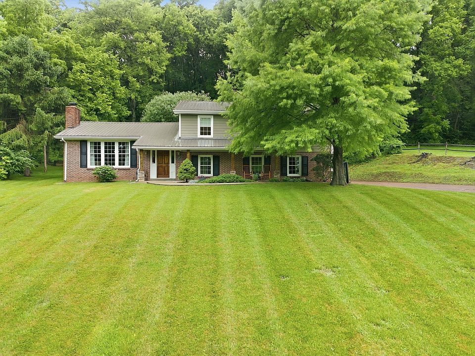 1st image of 104 N Fairview Dr