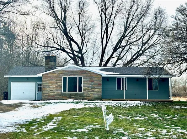 1307 Milestrip Rd, North Collins, NY 14111