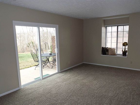 5th image of 6479 Summerfield Dr