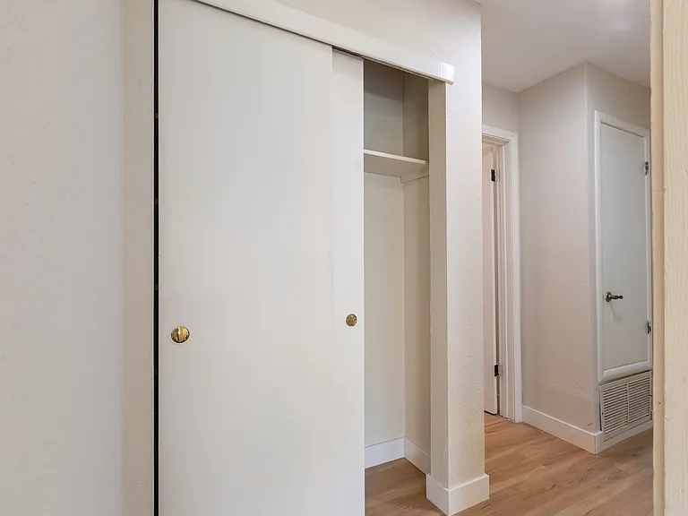 2404 Berrywood Dr — Photo 12