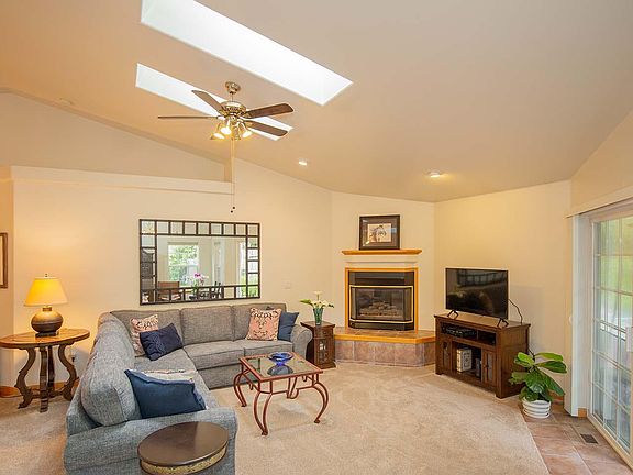 5th image of 7012 London Dr