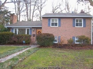 6010 N Four Mile Run Dr, Arlington, VA 22205