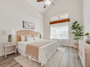 912 Lamp Post Ln, Argyle, TX 76226