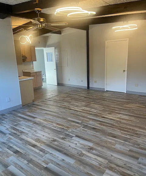 1230 Western Ave #2 — Photo 1