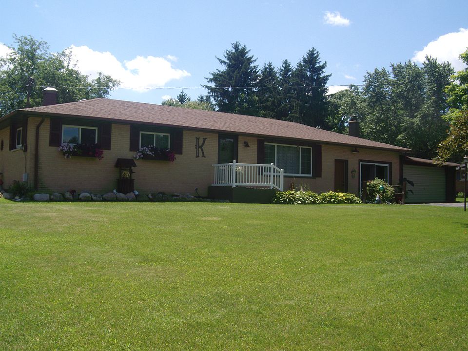 1st image of 9439 Russell Dr
