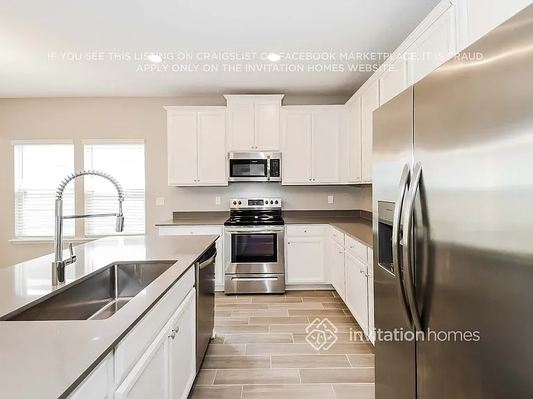10009 Lemon Grass Ln — Photo 5
