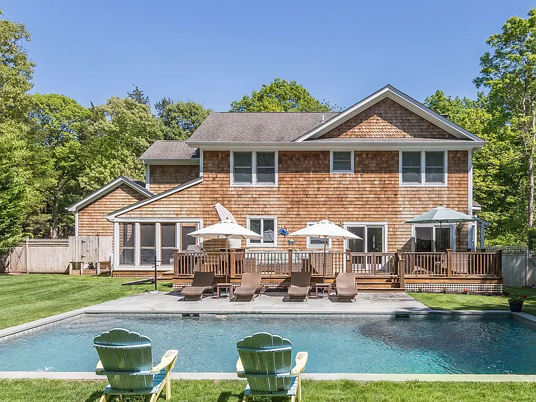 N Cape Ln — Photo 18