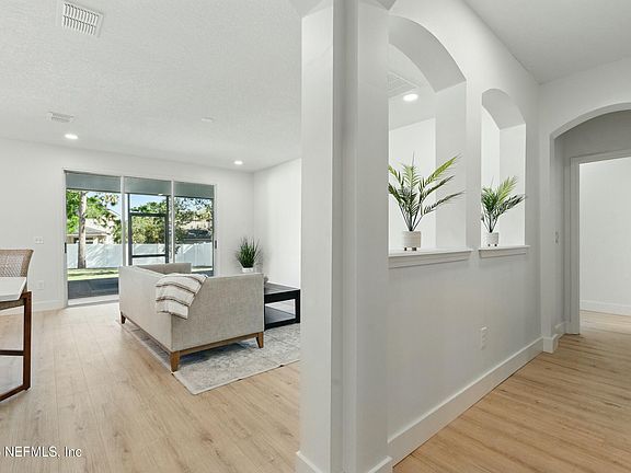 4th image of 3852 WESTRIDGE Drive