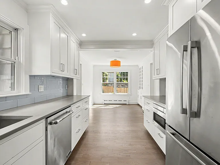 12 Rockview Dr — Photo 10
