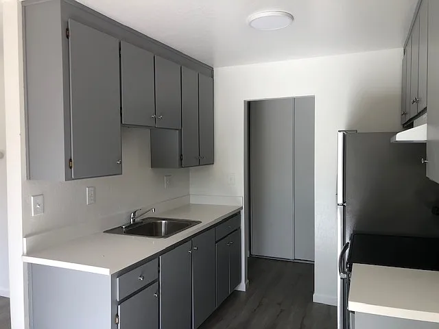 20224 Forest Ave #4