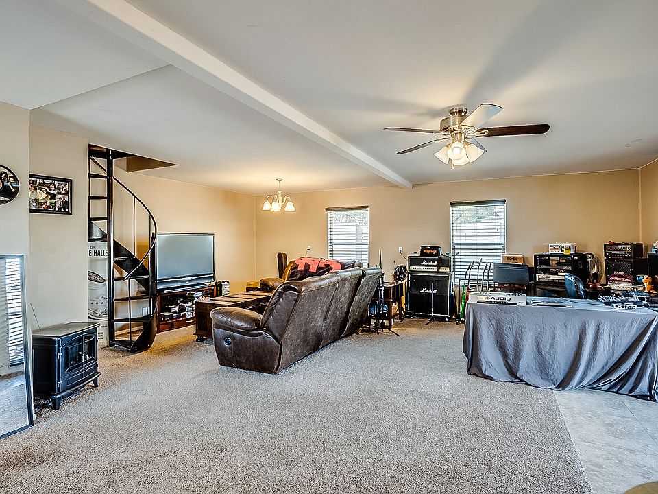 1st image of 7201 W Grovers Ave