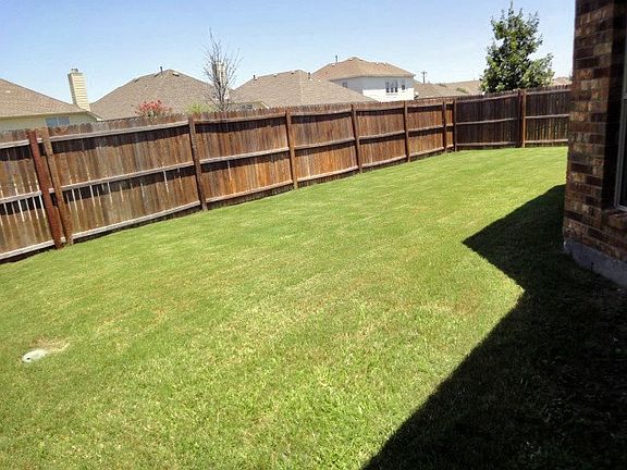 5th image of 4633 Golden Yarrow Dr