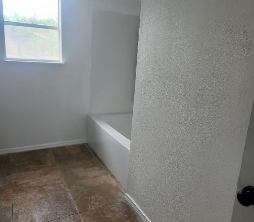 2nd image of 2119 S 23rd St