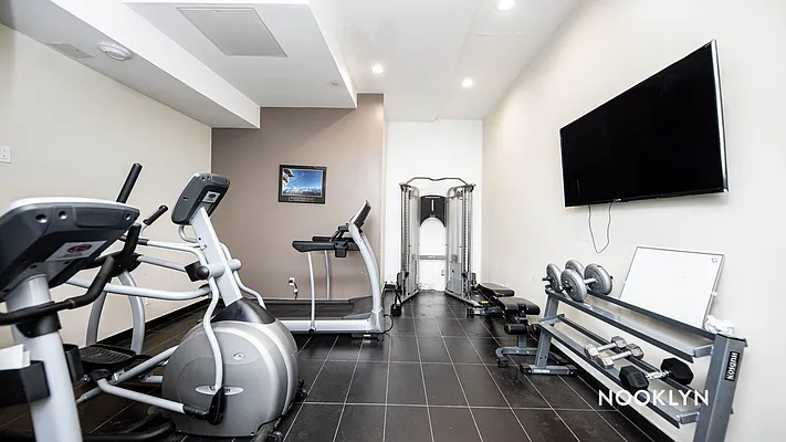 Rented by Nooklyn NYC LLC | media 9