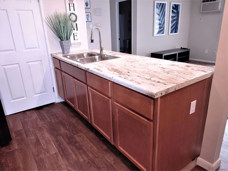 Princeton Square Apartments — Photo 5