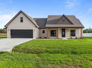 245 Spry Way, Killen, AL 35645