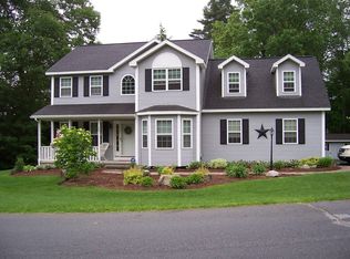 73 Sunny West Ln, Lake George, NY 12845