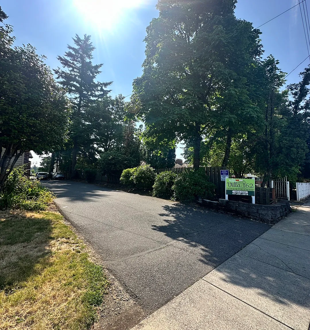 1640 SE 162nd Ave — Photo 1