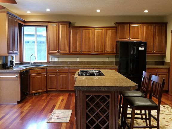 Brazilian cherry & Granite