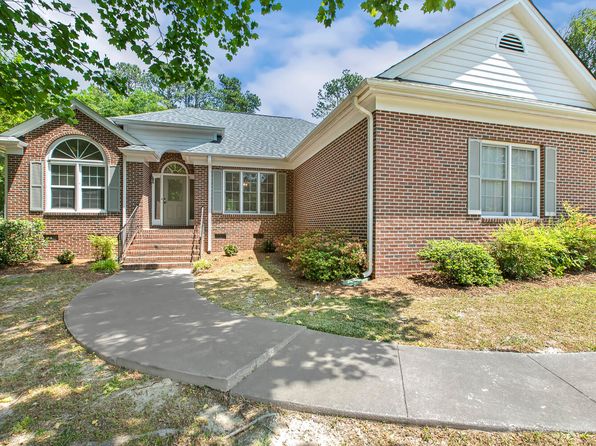 3404 Apple Meadow Dr, Fuquay Varina, NC 27526