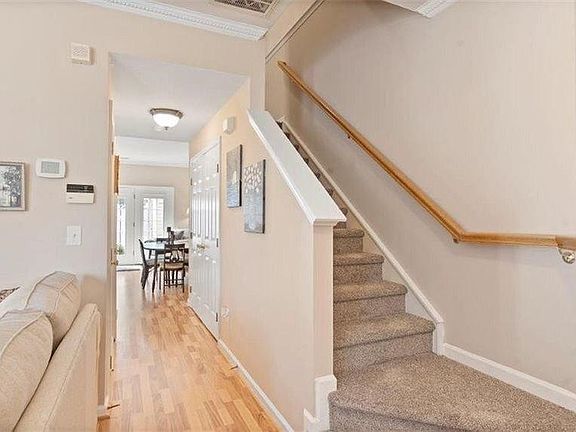 Entrance to living areas