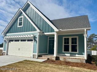 124 Pine View Blvd, Beaufort, NC 28516
