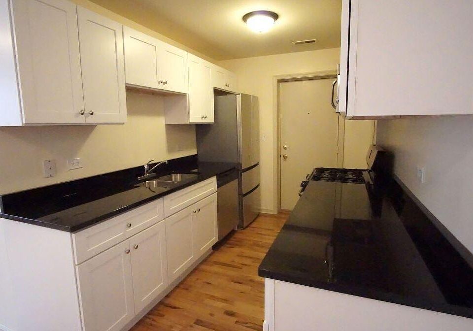 1st image of 1311 W Leland Ave #4A