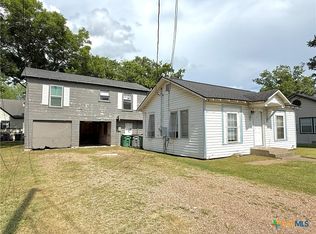 1006 N Goldman St, Victoria, TX 77901