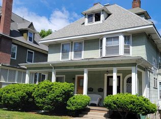 21 Chase St #B, Newton Center, MA 02459