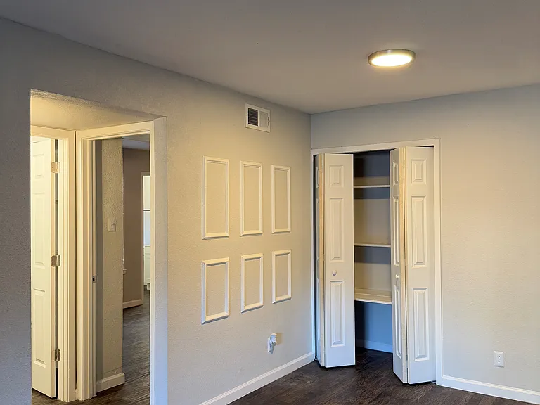 1543 Babcock Rd — Photo 46