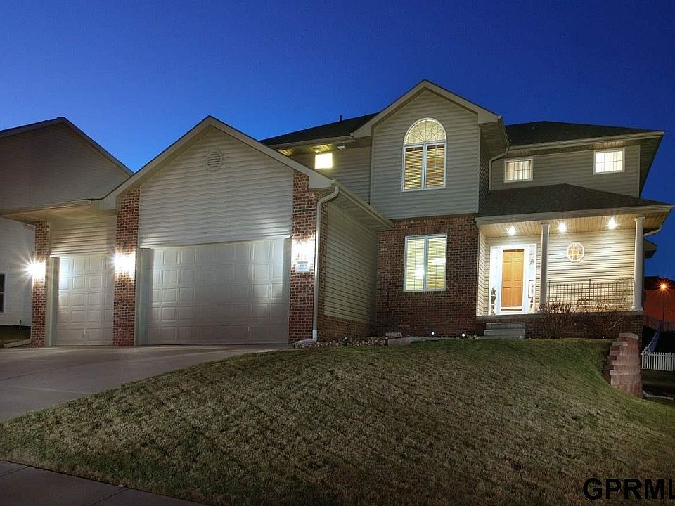 1st image of 4904 Holloway Ave