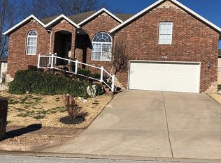 709 River Rock Ct, Nixa, MO 65714