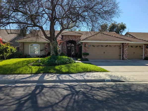 482 W Fallbrook Ave, Clovis, CA 93611
