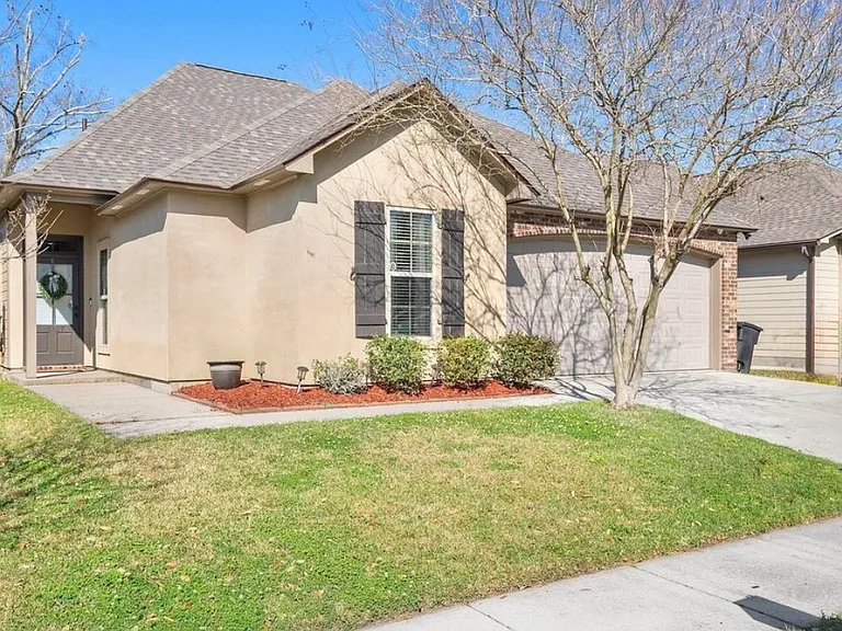 15127 Beauty Berry Ave — Photo 1
