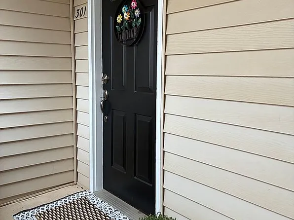 2601 Duncan Chapel Rd Unit C301, Greenville, SC 29617