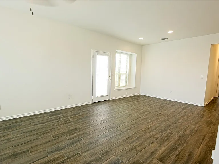 352 Witchhazel Way — Photo 9