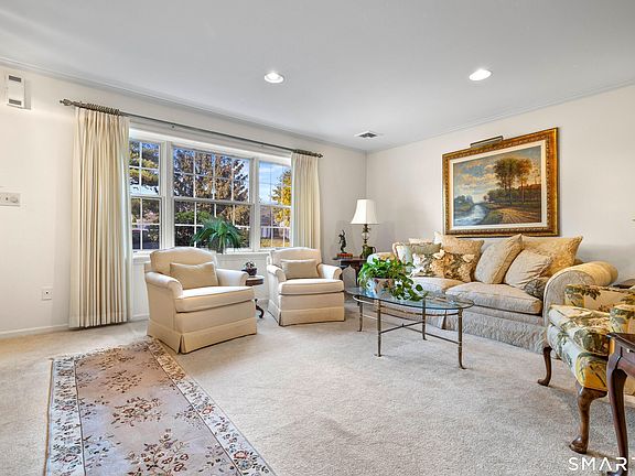 5th image of 3 Sandgate Circle #3