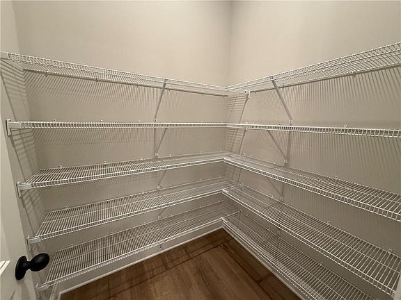 5th image of 3838 Cheyenne Ln