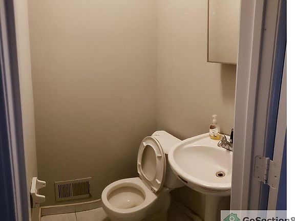 3rd image of 11 Noah Ct #2