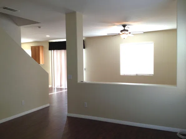 9450 Tamarisk Ave, Hesperia, CA 92345