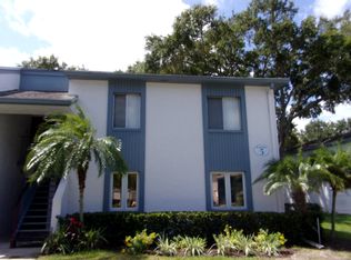 216 Cypress Ln, Oldsmar, FL 34677
