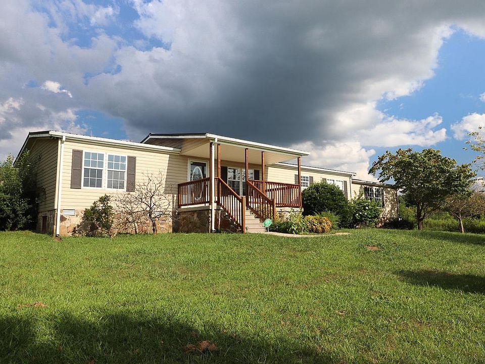 1st image of 53 Oak Brook Dr