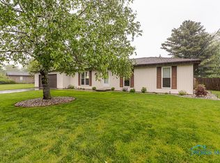510 N Wintergarden Rd, Bowling Green, OH 43402