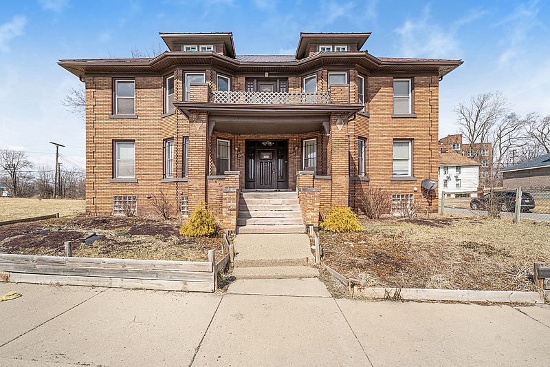 1st image of 2506 Ferry Park Ave APT 2