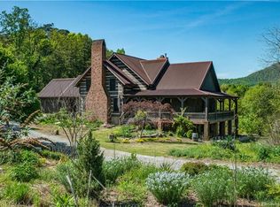 115 Apple Meadow Ct, Lake Lure, NC 28746