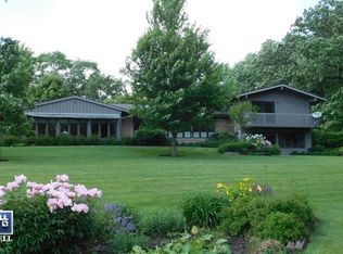 8910 Tomahawk Trl, Shabbona, IL 60550