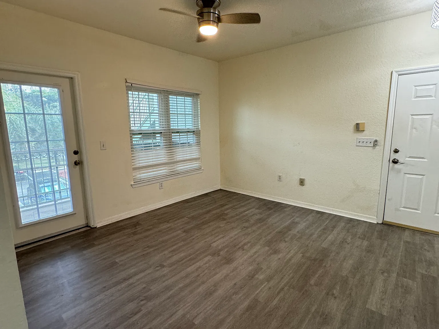 1 bed, 557 sqft, $1,800 — Photo 4