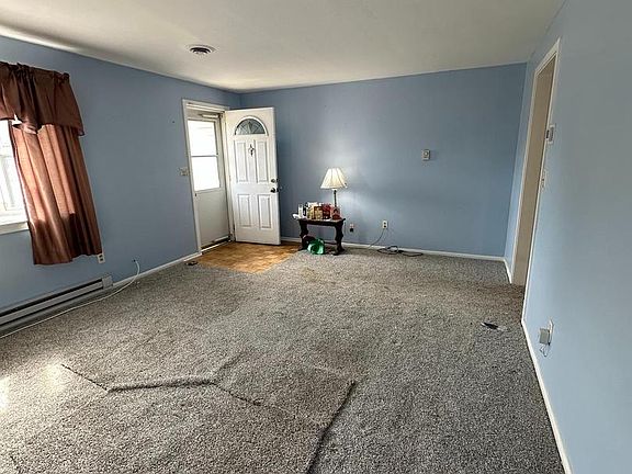 3rd image of 91 Stevens St