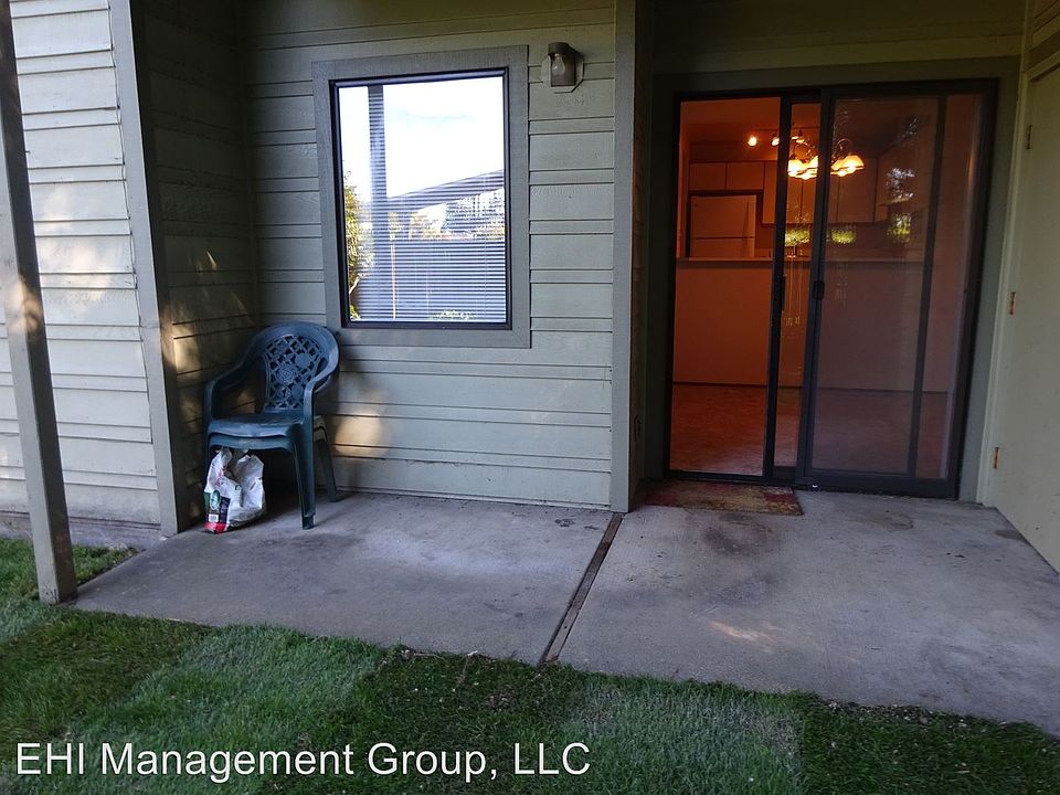 1st image of 9901 NE 134th Ct APT 01